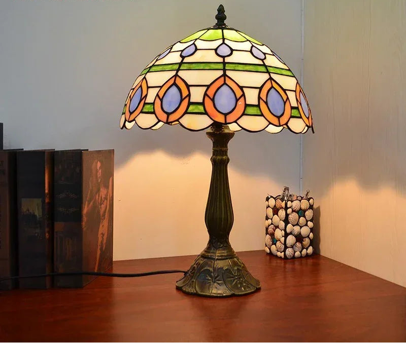 Retro Shell Table Lamp