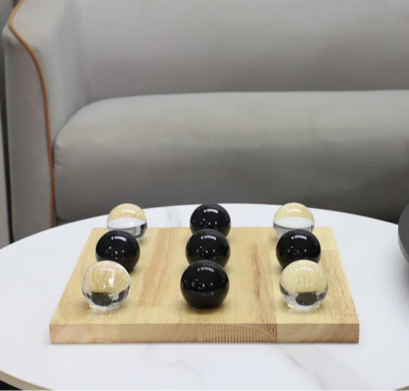 Minimalist Crystal Tic-Tac-Toe Game