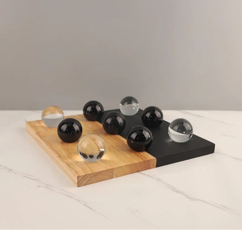 Minimalist Crystal Tic-Tac-Toe Game