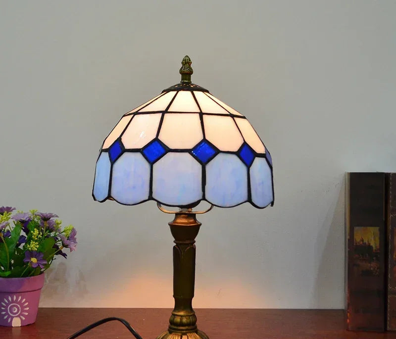 Retro Shell Table Lamp