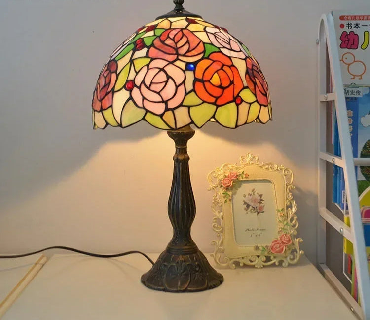 Retro Shell Table Lamp