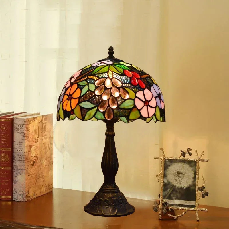 Retro Shell Table Lamp