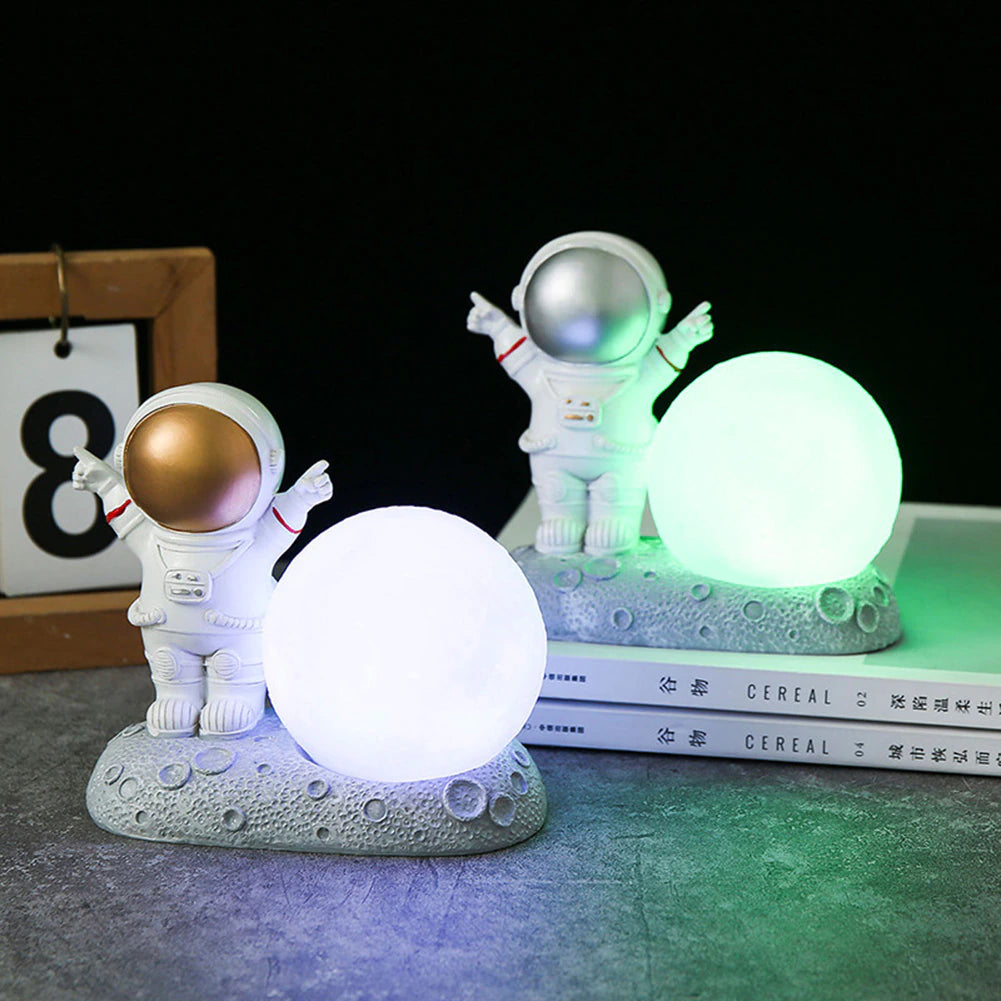 Astronaut Night Light
