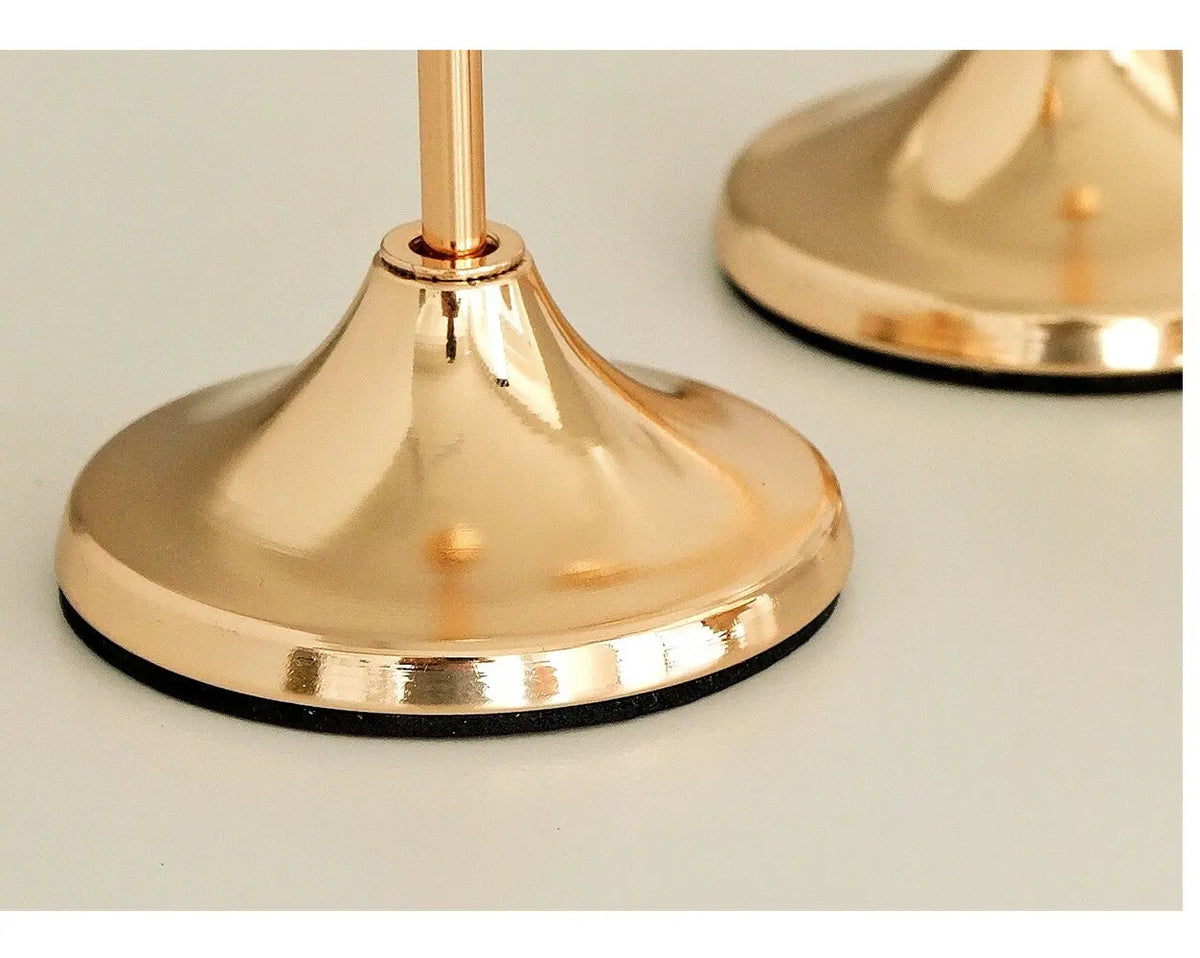 European-Style Minimalist Metal Candlestick Holders