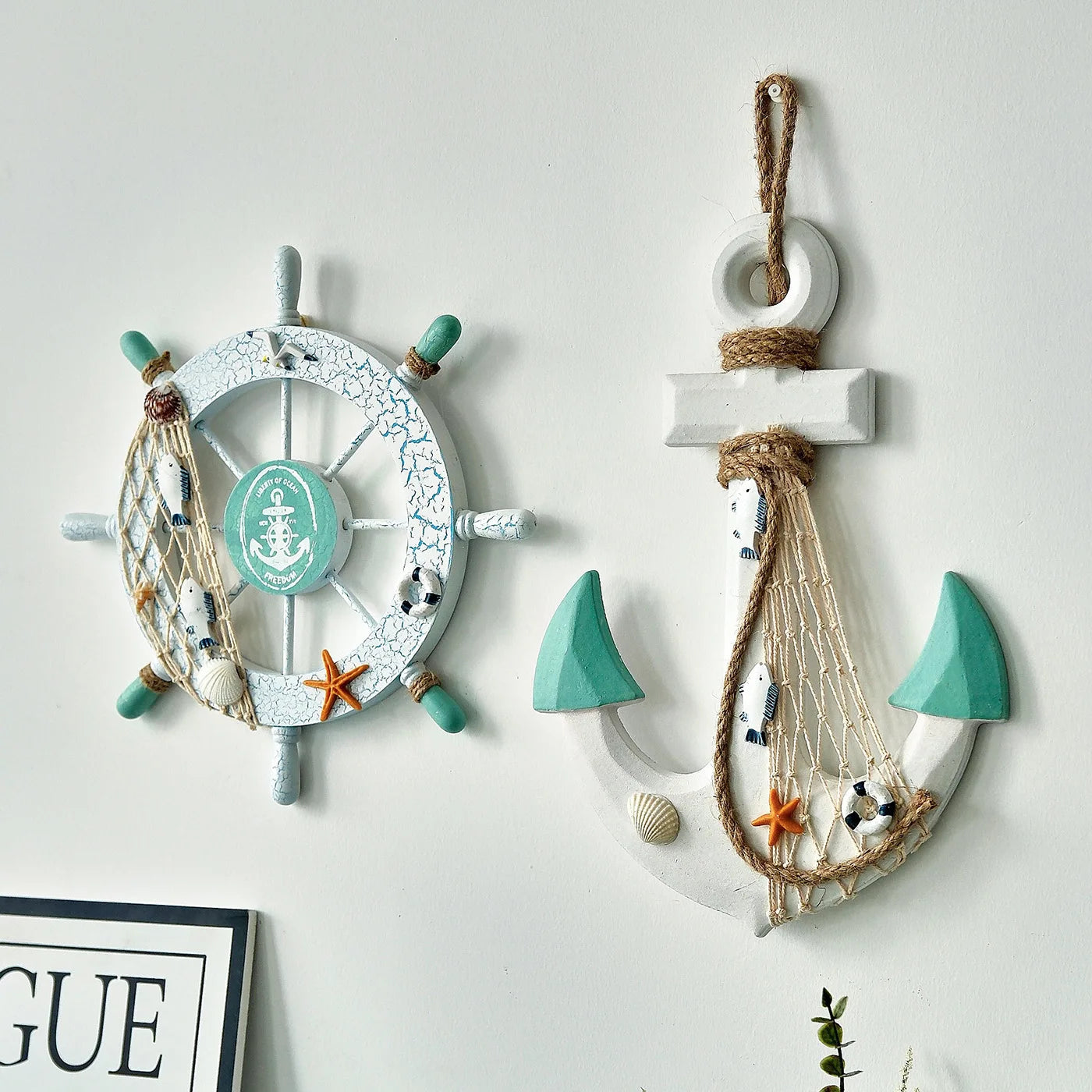 2PCS Nautical Ship Wheel and Anchor Wall Decor