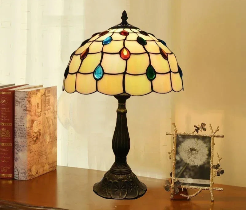 Retro Shell Table Lamp
