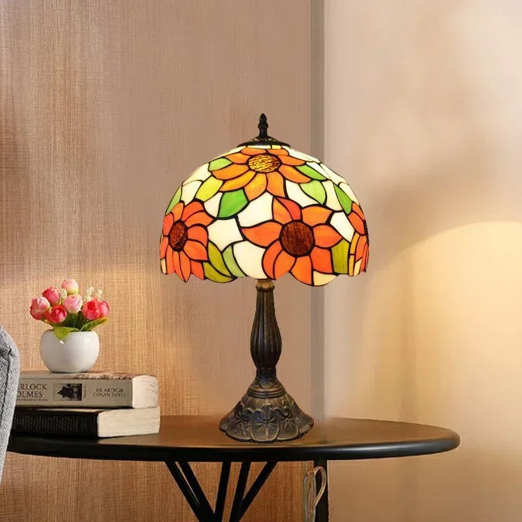 Retro Shell Table Lamp