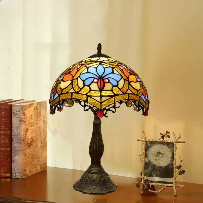 Retro Shell Table Lamp