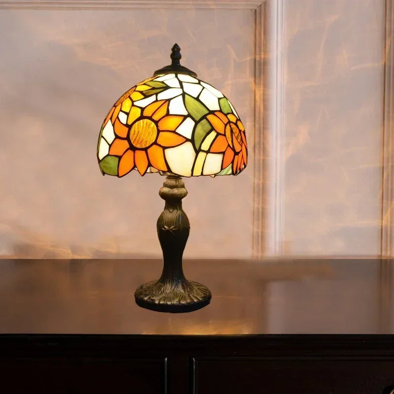 Retro Shell Table Lamp
