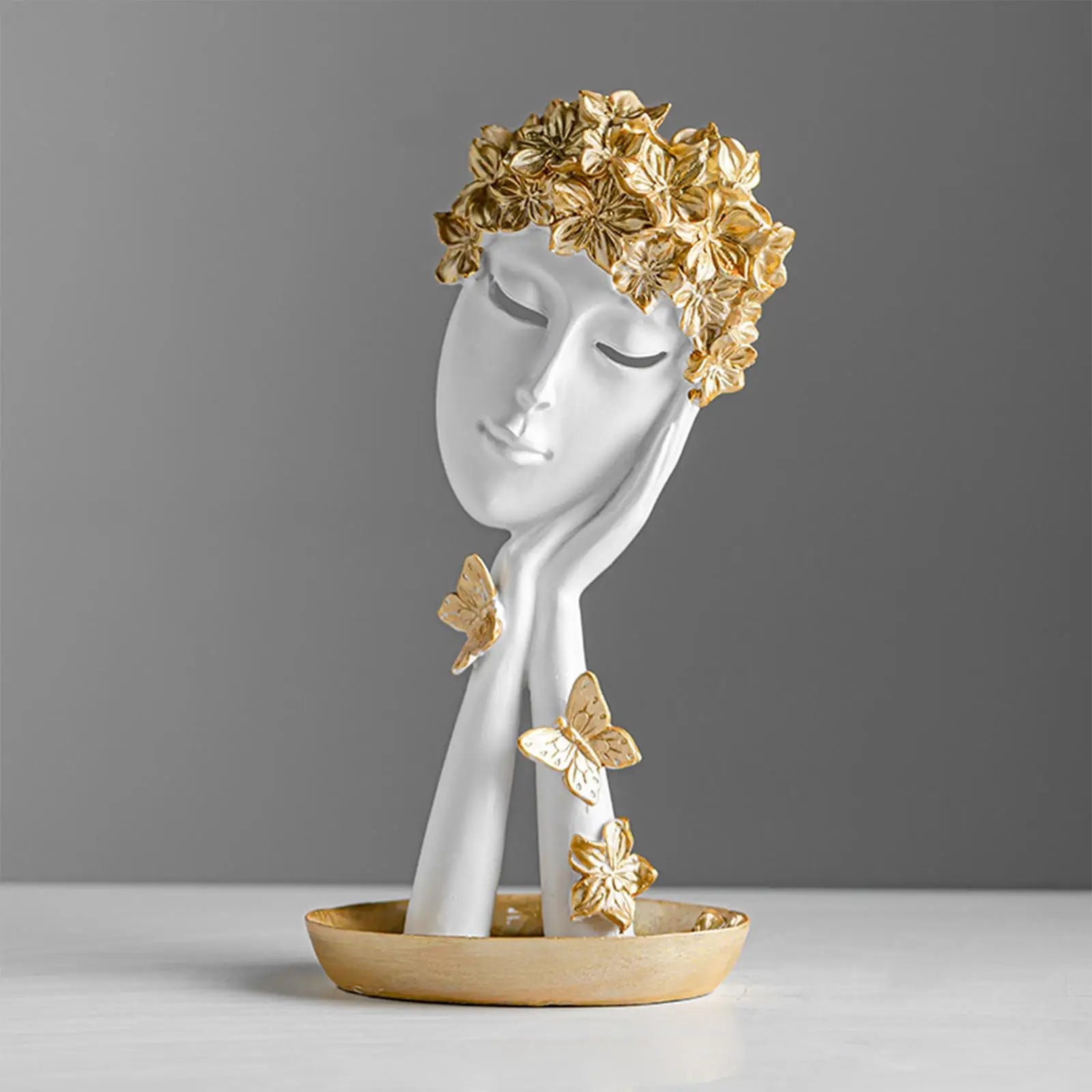 Women Face Thinker Statue