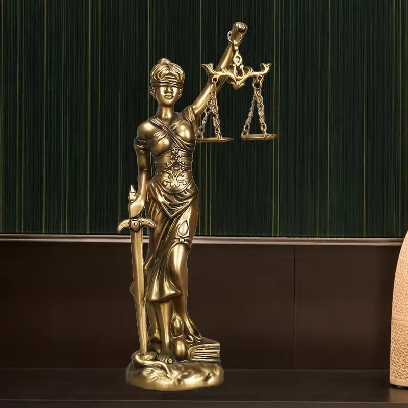 Retro Round-Bottom Desk Decor-Justice Goddess Resin Statue