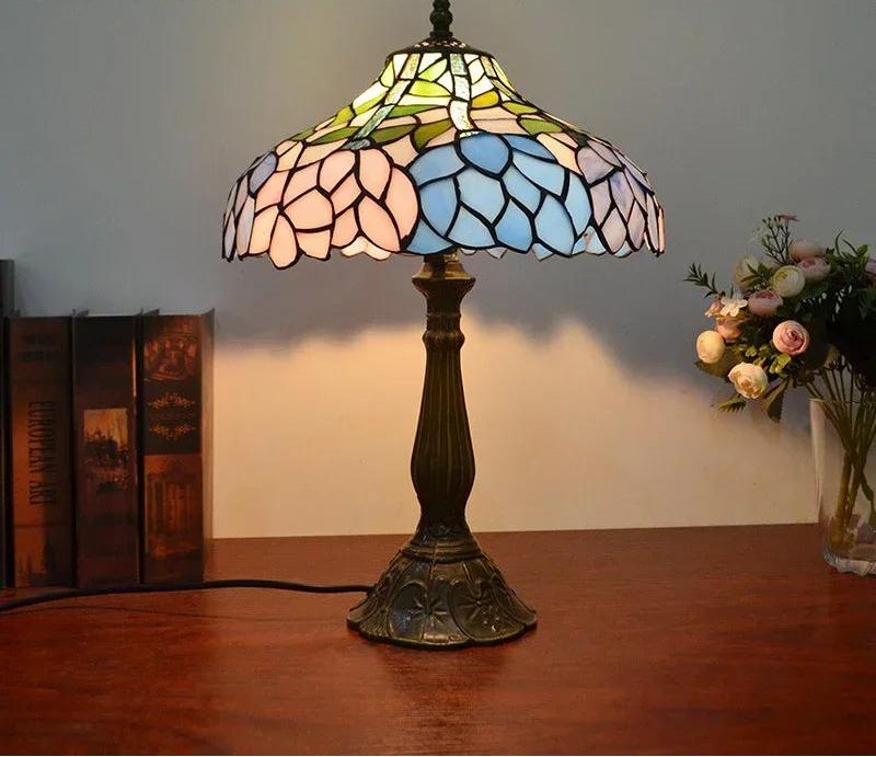 Retro Shell Table Lamp