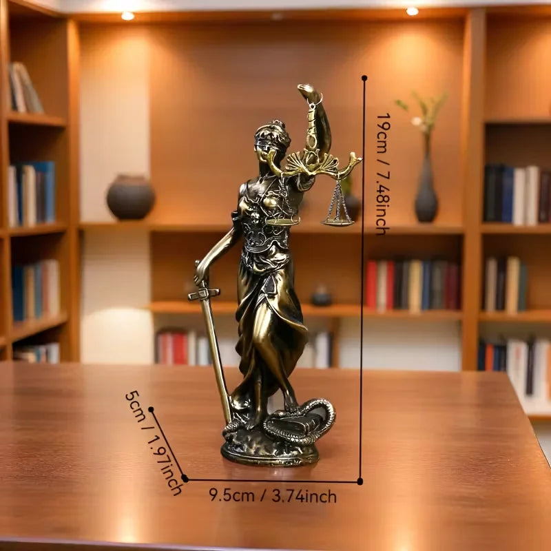 Retro Round-Bottom Desk Decor-Justice Goddess Resin Statue