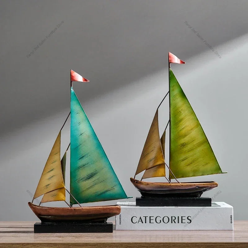 Creative &amp; Luxury Metal Sailing Ship Model Figurines