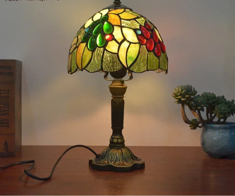 Retro Shell Table Lamp