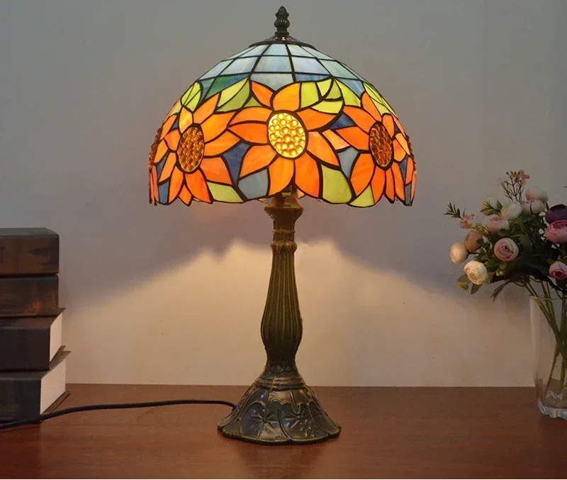 Retro Shell Table Lamp