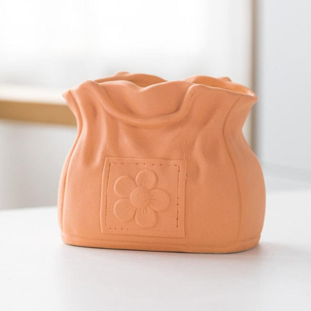Ceramic Stylish Bag Vase - Ikorii