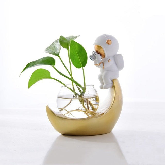 indoor plant ornaments Astronaut Indoor Plant Pot